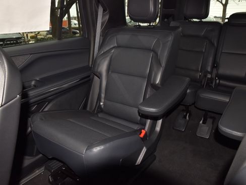 New 2025 Lincoln Navigator Reserve w/ Jet Appearance Package image 20