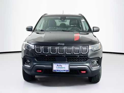 Used 2022 Jeep Compass Trailhawk w/ Trailhawk Convenience Group AWD/4WD image 2
