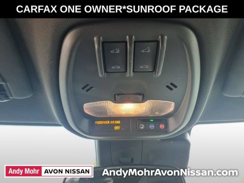 Used 2024 Chevrolet Trax RS w/ Sunroof Package FWD image 26