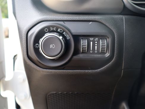 Used 2019 Jeep Wrangler Unlimited Sport S AWD/4WD image 14
