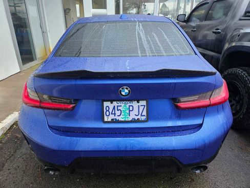 Used 2023 BMW 330i xDrive Sedan w/ M Sport Package image 3