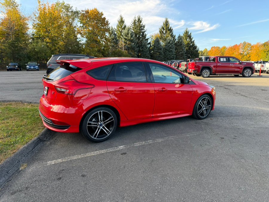 Used 2016 Ford Focus ST w/ Equipment Group 401A FWD image 8