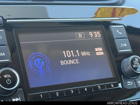 Used 2019 Honda CR-V LX image 17