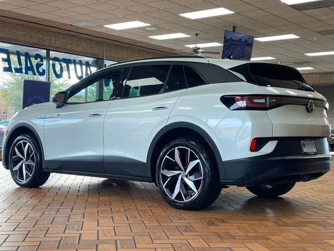 Used 2023 Volkswagen ID.4 Pro S image 8