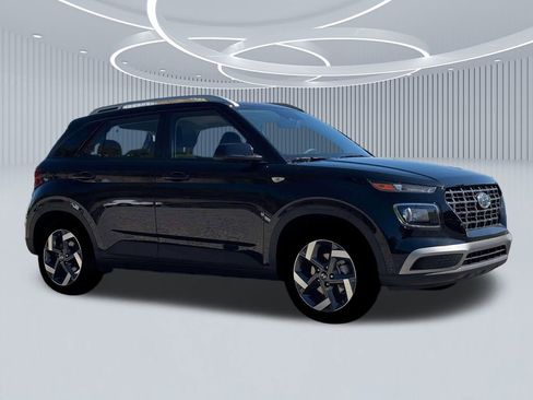 New 2026 Hyundai Venue SEL FWD image 10