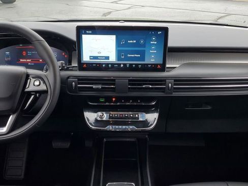 Certified 2023 Lincoln Corsair AWD w/ Equipment Group 101A image 23