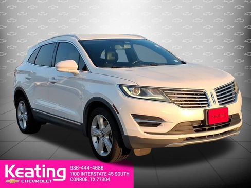 Used 2018 Lincoln MKC Premiere FWD image 3