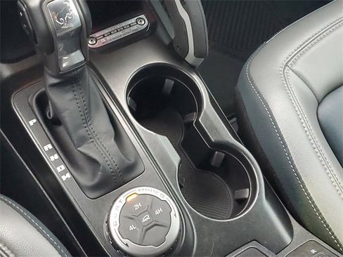 Used 2023 Ford Bronco Outer Banks image 23