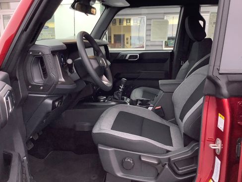 New 2025 Ford Bronco 4-Door AWD/4WD image 7