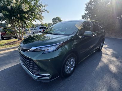 Certified 2023 Toyota Sienna XLE