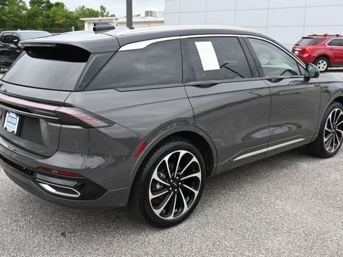 Used 2024 Lincoln Nautilus Black Label image 5