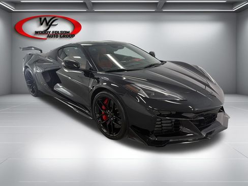 New 2026 Chevrolet Corvette Z06 w/ Z07 Performance Package RWD image 3