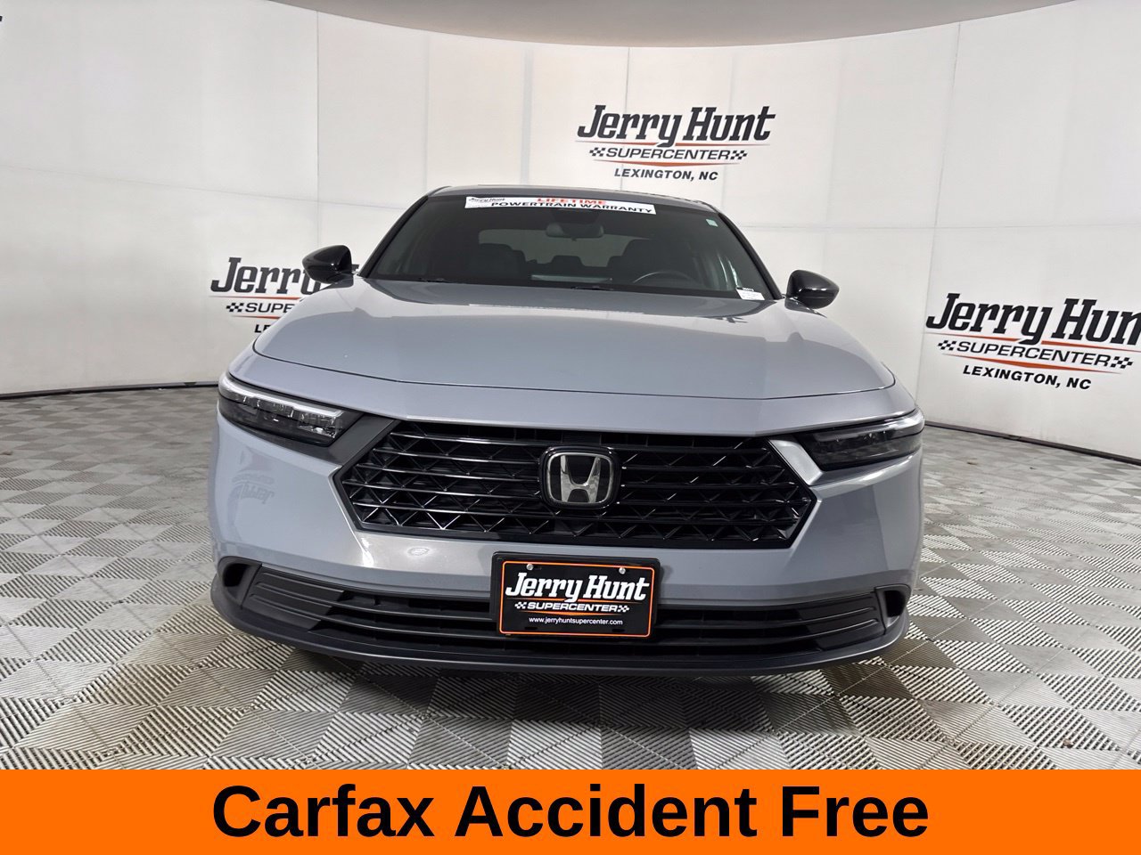 Used 2025 Honda Accord Sport image 3
