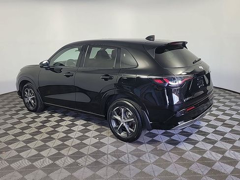 Certified 2024 Honda HR-V EX-L image 9