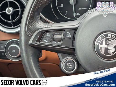 Used 2020 Alfa Romeo Giulia Ti image 17