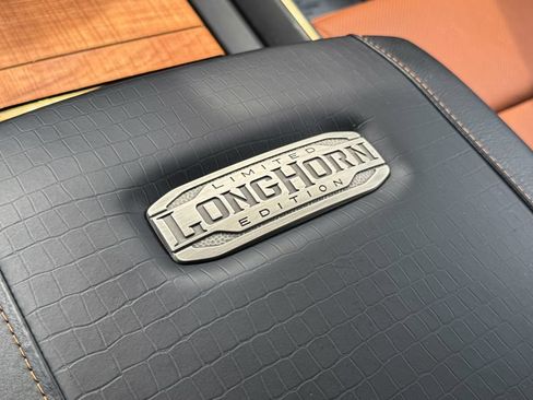 Used 2022 RAM 1500 Limited w/ Body Color Bumper Group AWD/4WD image 44