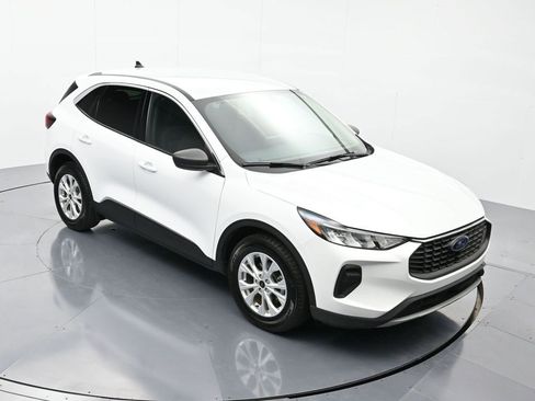 Used 2023 Ford Escape Active image 29