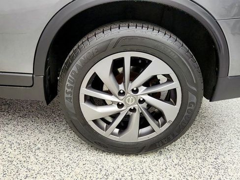 Used 2016 Nissan Rogue SL w/ SL Premium Package AWD/4WD image 9