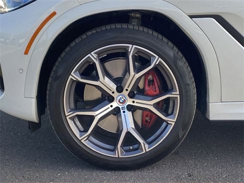 Certified 2023 BMW X6 M50i w/ Executive Package image 10