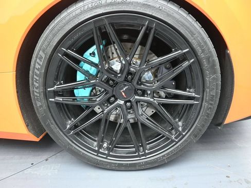 Used 2023 Chevrolet Corvette Stingray Preferred Cpe w/ Battery Protection Package RWD image 10