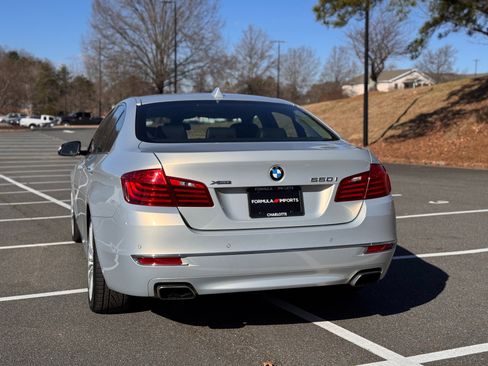 Used 2016 BMW 550i xDrive Sedan image 9