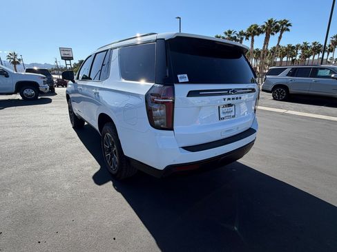 Used 2024 Chevrolet Tahoe Z71 w/ Luxury Package AWD/4WD image 5