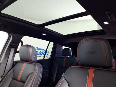 New 2026 Chevrolet Traverse RS image 14