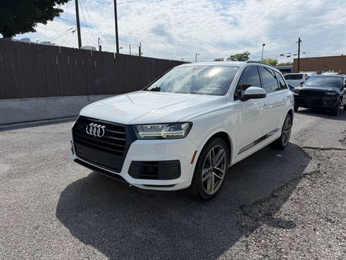 Used 2018 Audi Q7 3.0T Prestige w/ Prestige Package AWD/4WD image 6