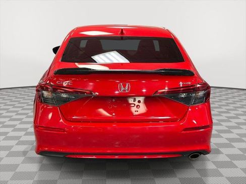 Used 2022 Honda Civic Sport image 3