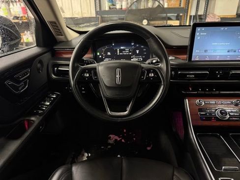 Certified 2023 Lincoln Aviator Reserve image 28