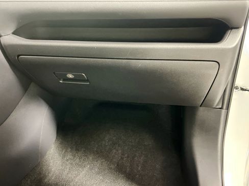 Used 2024 Toyota RAV4 XLE image 34