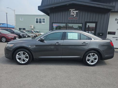 Used 2015 Ford Taurus SEL w/ Equipment Group 201A FWD image 3