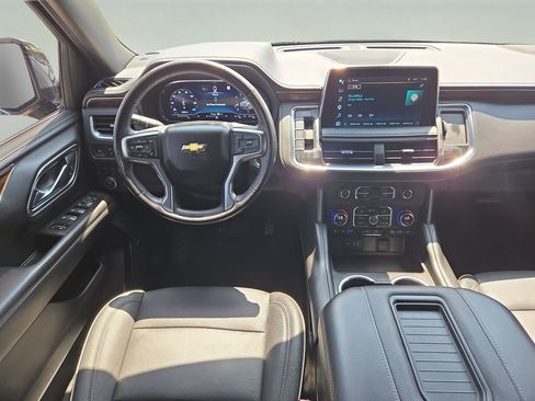 Used 2023 Chevrolet Tahoe Premier AWD/4WD image 10