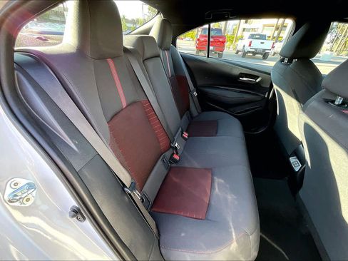 Used 2025 Toyota Corolla SE image 19