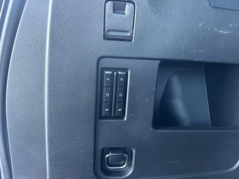 Used 2023 Ford Expedition Max Platinum image 17