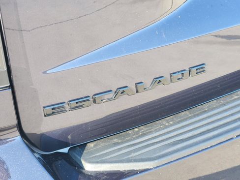 Used 2026 Cadillac Escalade Platinum Sport w/ LPO, ONYX Package AWD/4WD image 36