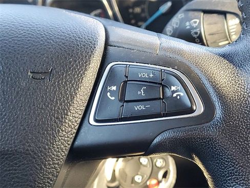 Used 2016 Ford Focus SE w/ Equipment Group 201A image 18