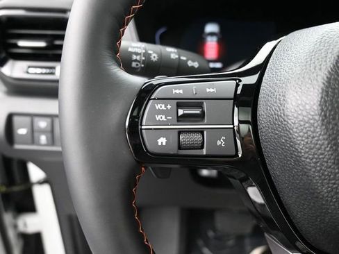 New 2025 Honda Pilot TrailSport image 13