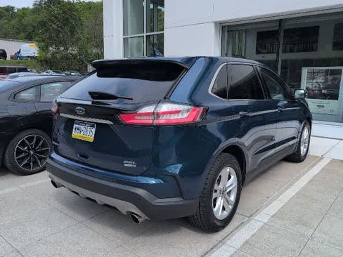 Used 2020 Ford Edge SEL w/ Cold Weather Package AWD/4WD image 4