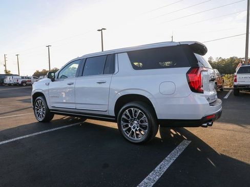 Used 2021 GMC Yukon XL Denali w/ Denali Ultimate Package image 6