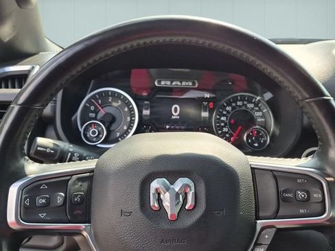 Used 2024 RAM 1500 Laramie AWD/4WD image 17
