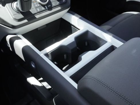 New 2026 Land Rover Defender 110 S AWD/4WD image 14