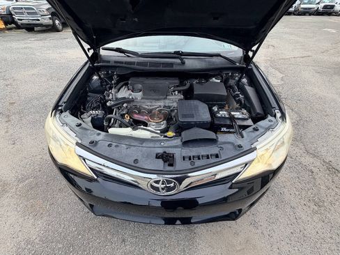 Used 2012 Toyota Camry LE FWD image 11