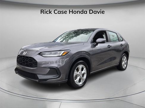 Certified 2024 Honda HR-V LX image 9