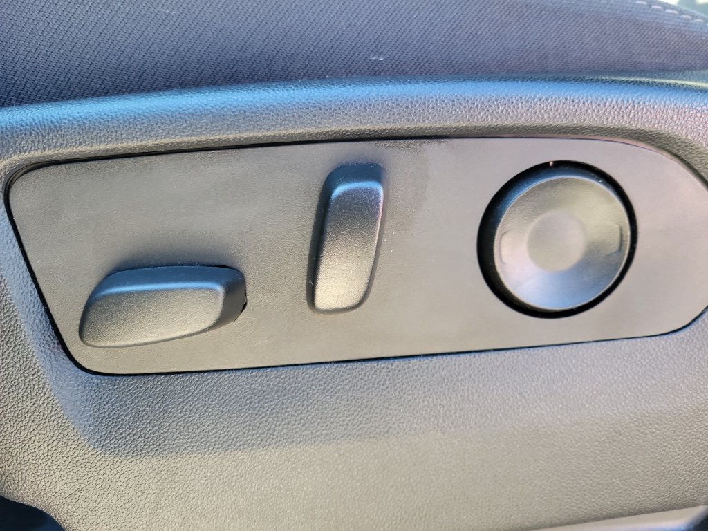 Used 2023 Chevrolet Silverado 1500 RST AWD/4WD image 19