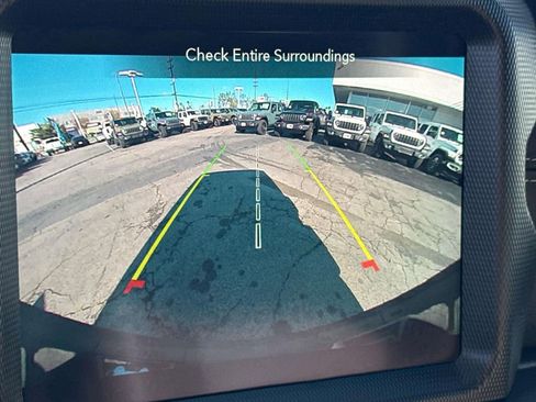 Used 2023 Jeep Wrangler Unlimited Sahara image 26