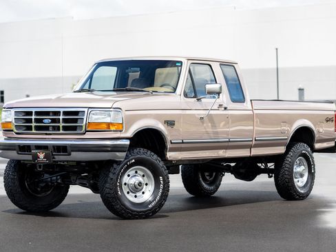 Used 1996 Ford F250 4x4 SuperCab image 1
