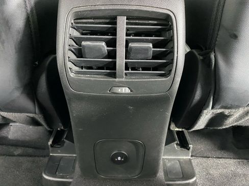 Used 2022 Ford Edge SEL w/ Convenience Package image 14