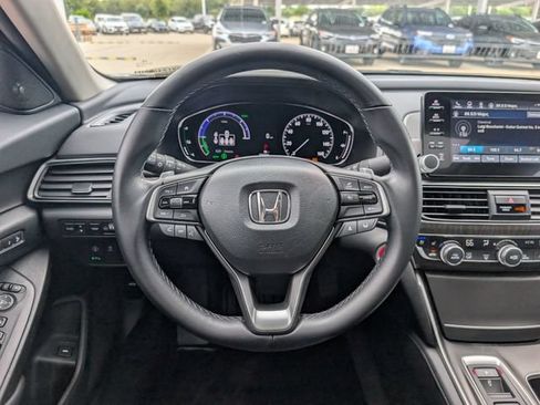 Used 2021 Honda Accord Touring image 23