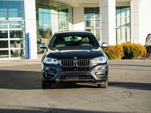 Used 2017 BMW X6 xDrive35i image 2
